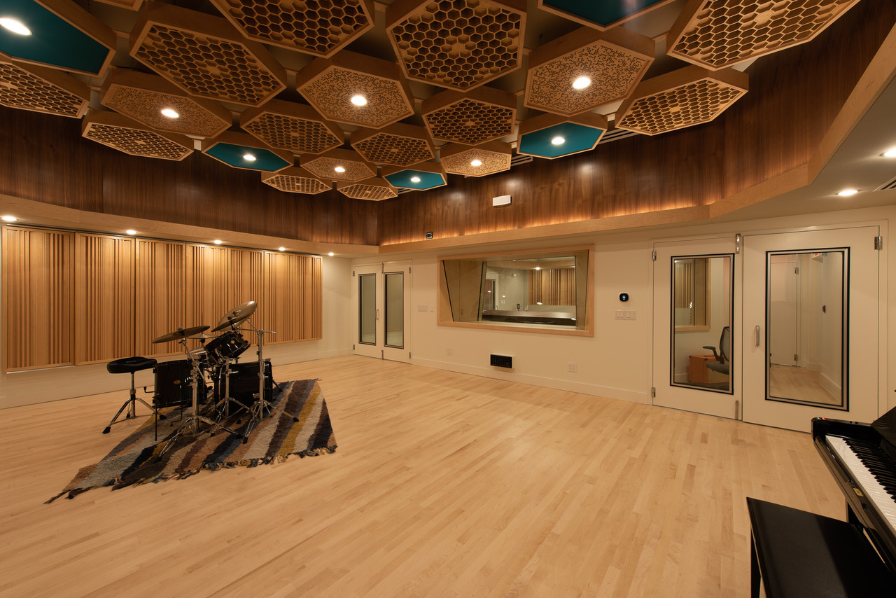 Suntone Studios, live room where CAV Integrated Home installed lighting on this collaborative project.